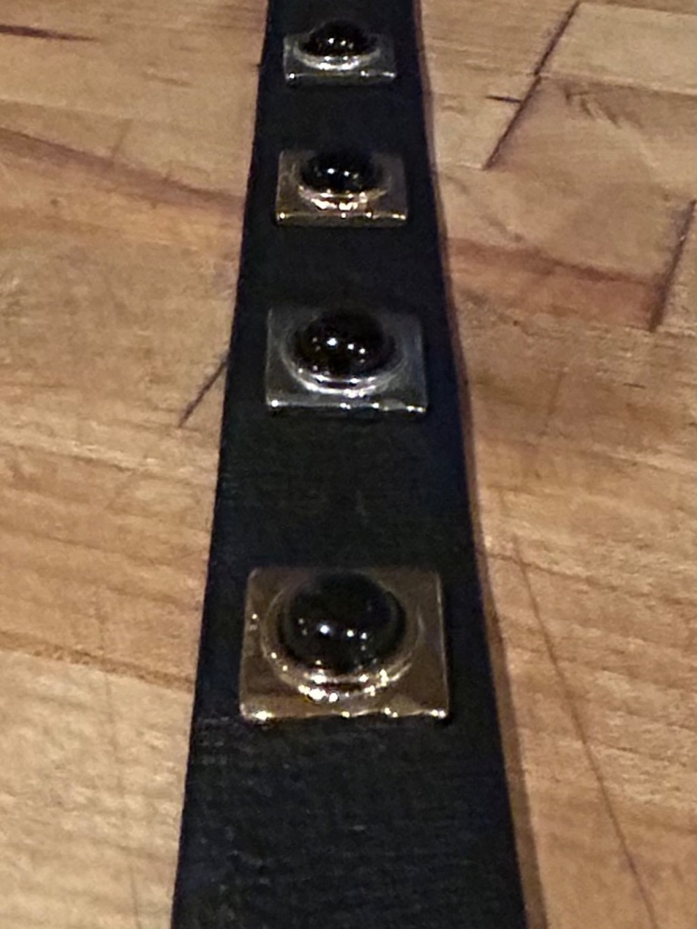 Aureum Collective Black Leather Belt with two tone hardware - Picture 6 of 10